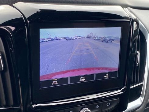 Certified 2023 Chevrolet Traverse LT w/ LPO, Floor Liner Package image 11