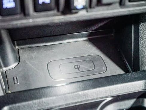 Certified 2021 Toyota Tacoma TRD Off-Road image 21