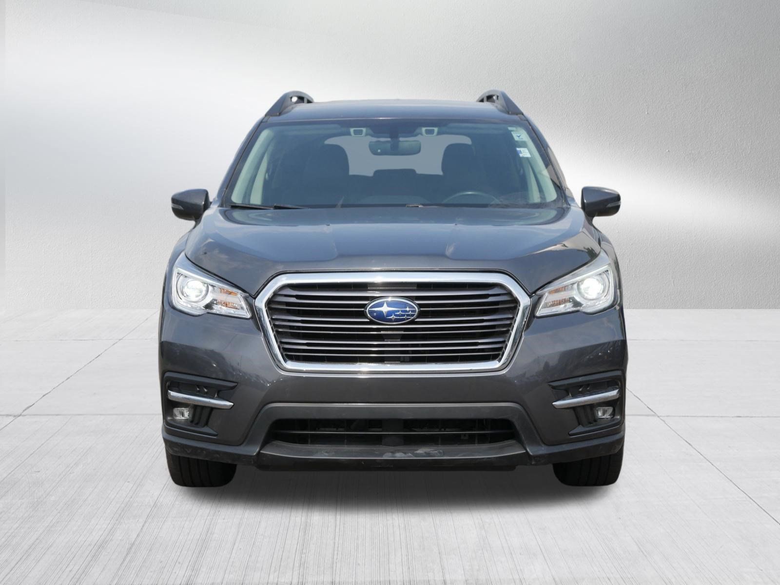 Used 2022 Subaru Ascent Limited AWD/4WD image 2