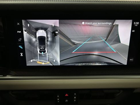 Certified 2025 Porsche Cayenne Turbo AWD/4WD image 20