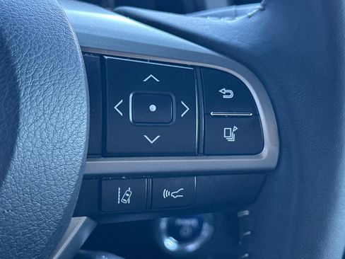 Used 2019 Lexus RX 450h AWD image 32