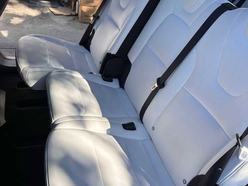 Used 2018 Tesla Model X 75D image 13