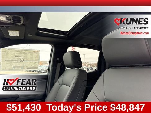 New 2026 GMC Canyon Elevation w/ Convenience Package image 35