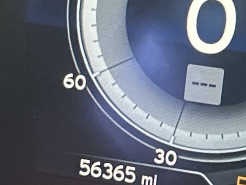 Used 2019 BMW i8 Roadster image 20