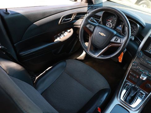 Used 2013 Chevrolet Malibu LT FWD image 18