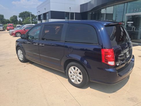 Used 2014 Dodge Grand Caravan American Value Package w/ UConnect Hands-Free Group image 9