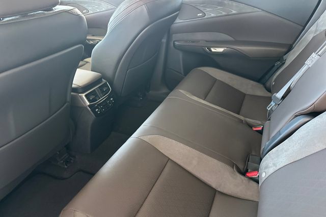 New 2026 Lexus RX 350 w/ Convenience Package AWD/4WD image 10