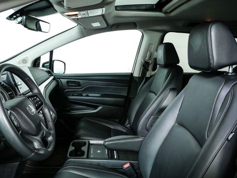Used 2025 Honda Odyssey EX-L image 7