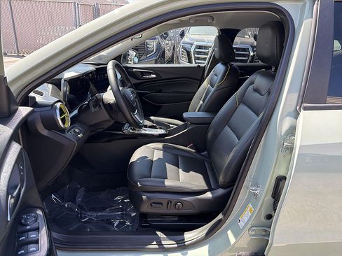Used 2025 Chevrolet Trax ACTIV w/ Driver Confidence Package FWD image 17