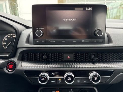 Used 2024 Honda CR-V LX image 7