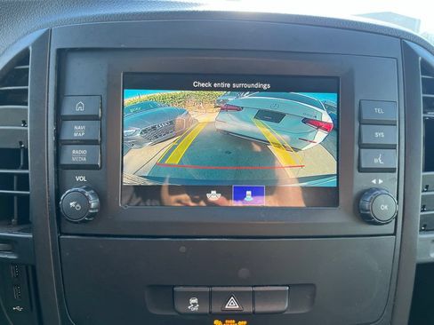 Used 2022 Mercedes-Benz Metris image 20