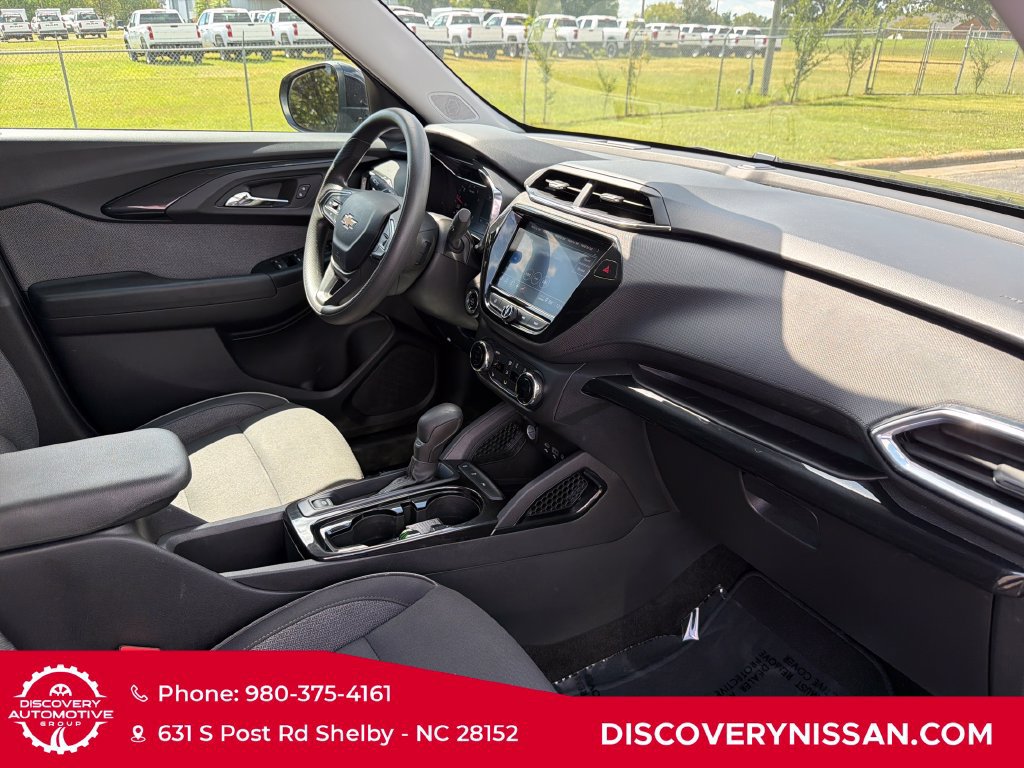 Used 2023 Chevrolet TrailBlazer LT w/ Convenience Package FWD image 38