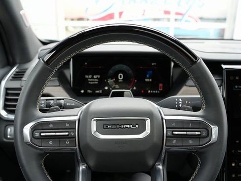 Used 2024 GMC Acadia Denali image 36