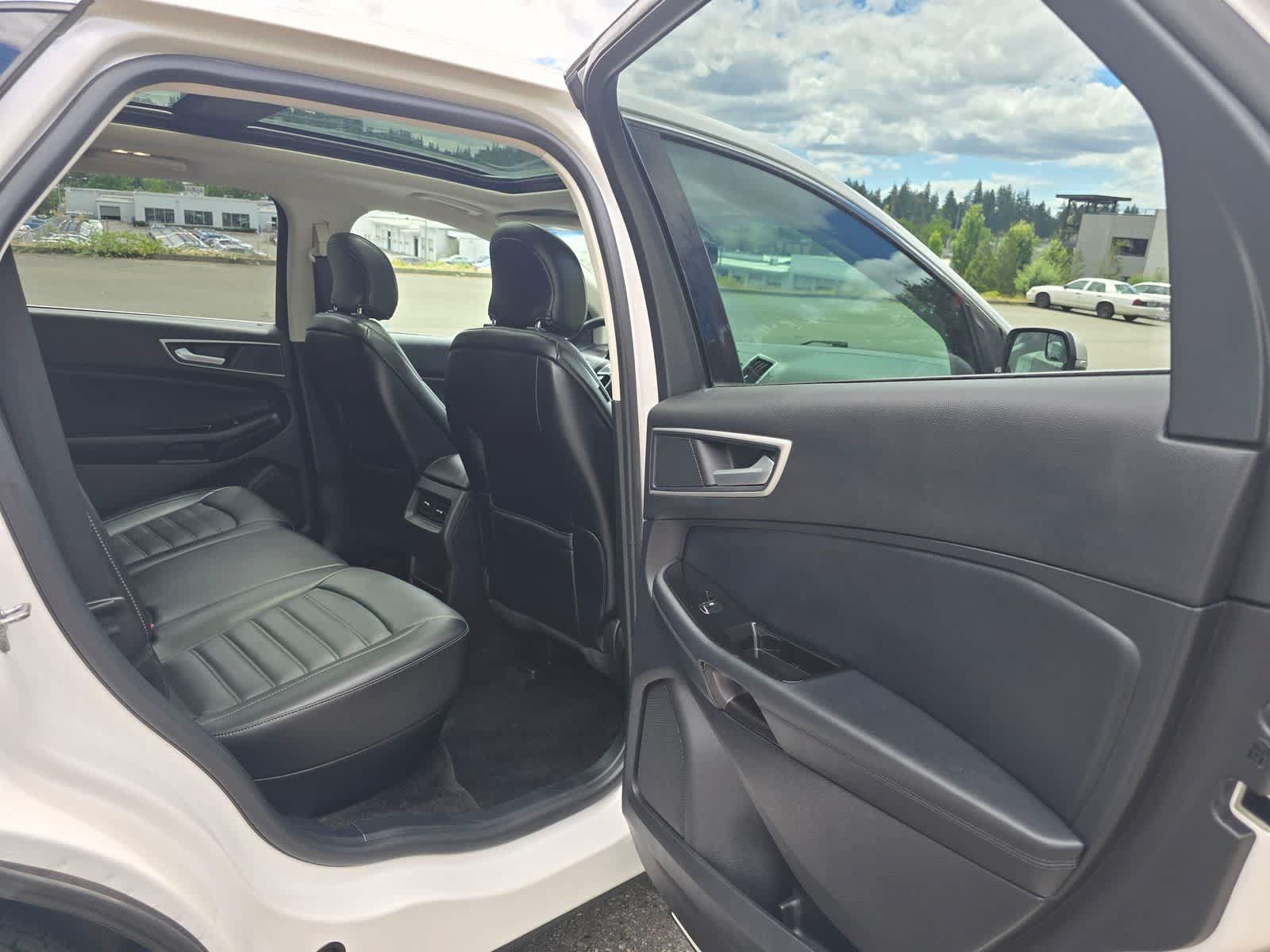 Used 2018 Ford Edge SEL w/ Canadian Touring Package AWD/4WD image 26