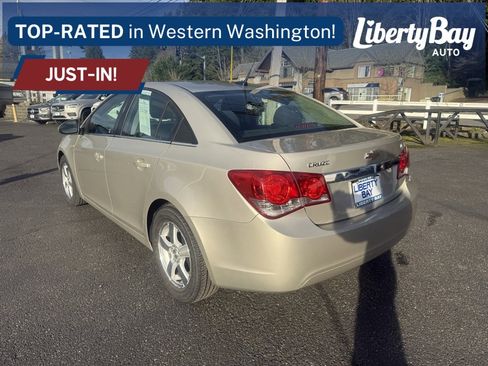 Used 2014 Chevrolet Cruze LT image 5
