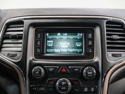 Used 2015 Jeep Grand Cherokee Laredo w/ Quick Order Package 23E image 14