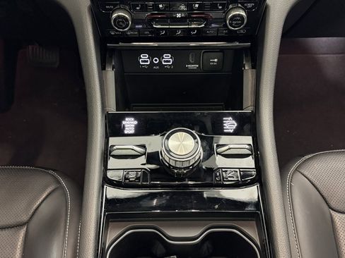 Used 2023 Jeep Grand Cherokee Overland w/ Rear Seat Video Group I image 24