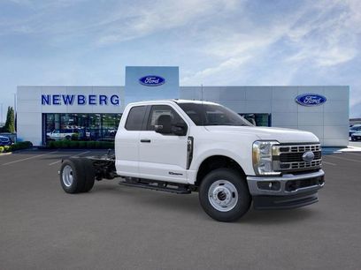 New 2025 Ford F350 XL w/ XL Chrome Package