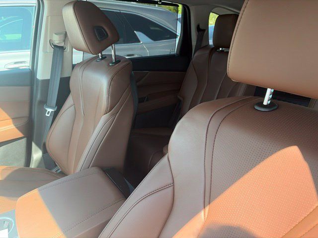 Certified 2026 Acura MDX w/ Technology Package AWD/4WD image 13