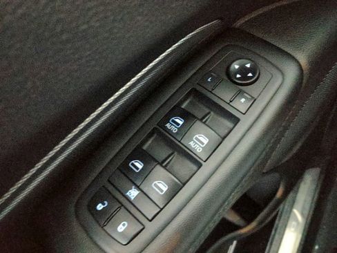 Used 2019 Dodge Durango GT w/ Technology Group AWD/4WD image 32