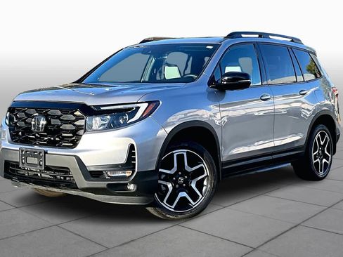 Used 2023 Honda Passport Elite image 2