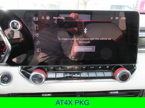 Used 2024 GMC Canyon AT4X image 17