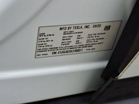 Used 2020 Tesla Model X Long Range image 37