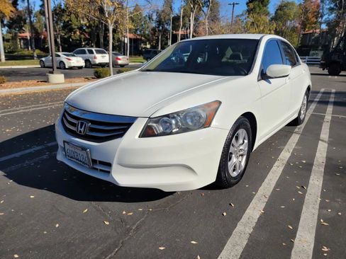 Used 2012 Honda Accord SE image 1