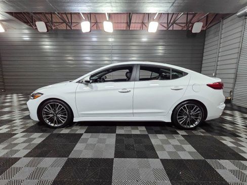 Used 2018 Hyundai Elantra Sport image 8