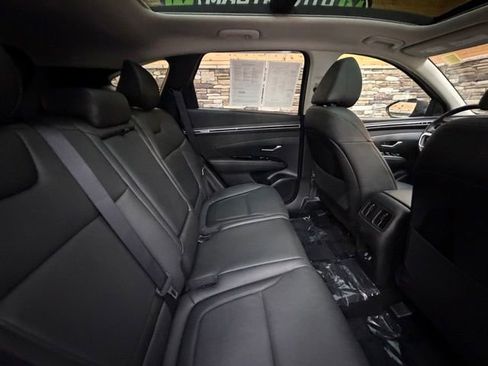 Used 2022 Hyundai Tucson Limited AWD/4WD image 35