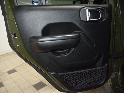 Used 2021 Jeep Wrangler Unlimited Rubicon AWD/4WD image 44