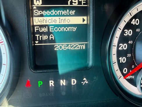 Used 2014 RAM 2500 SLT w/ Protection Group AWD/4WD image 16