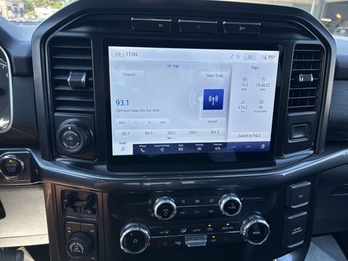 Used 2022 Ford F150 XLT w/ Equipment Group 302A High image 8