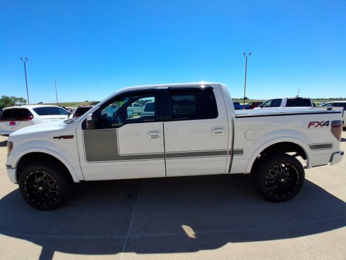 Used 2013 Ford F150 FX4 w/ FX Appearance Pkg AWD/4WD image 5