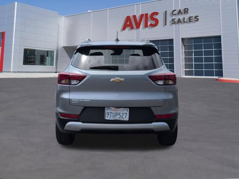 Used 2025 Chevrolet TrailBlazer LT AWD/4WD image 7