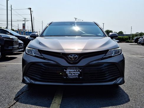 Used 2019 Toyota Camry LE w/ Convenience Package FWD image 2