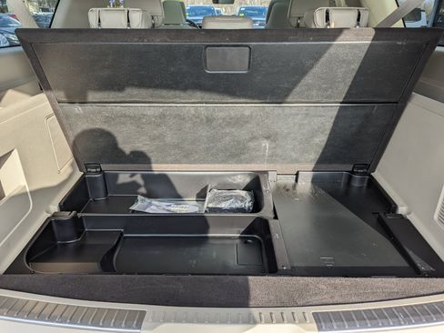 Used 2020 Lincoln Navigator L Reserve w/ Equipment Group 201A Reserve image 53