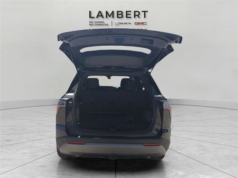 Used 2026 Chevrolet Equinox LT AWD/4WD image 19
