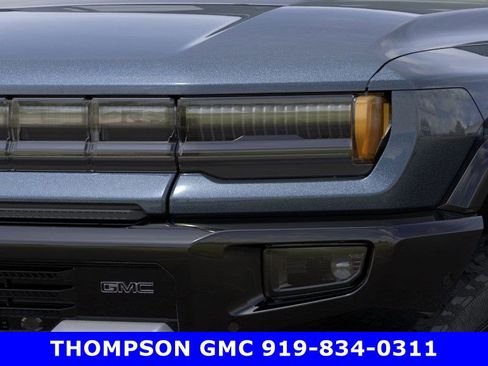 New 2025 GMC Hummer EV 3X w/ LPO, Dark Essentials Package image 10