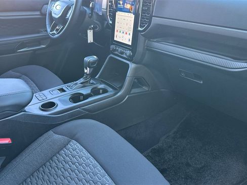 New 2025 Ford Ranger XLT w/ Black Appearance Package image 15