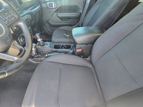 Used 2022 Jeep Wrangler Unlimited Sport AWD/4WD image 11