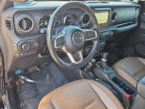 Used 2023 Jeep Wrangler Sahara w/ Cold Weather Group image 10