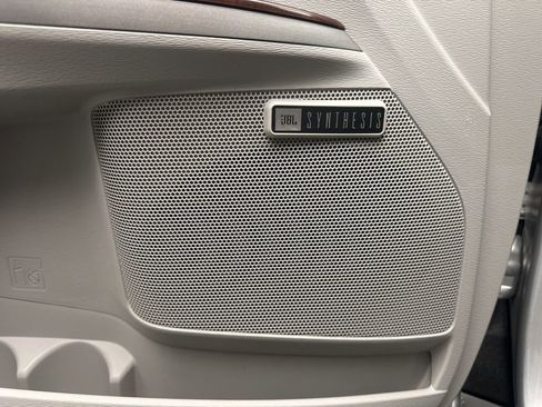 Used 2009 Toyota Venza AWD image 24