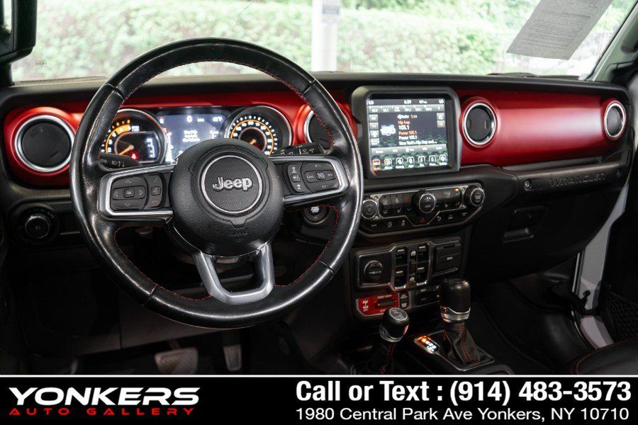 Used 2023 Jeep Wrangler Unlimited Rubicon w/ LED Lighting Group AWD/4WD image 44