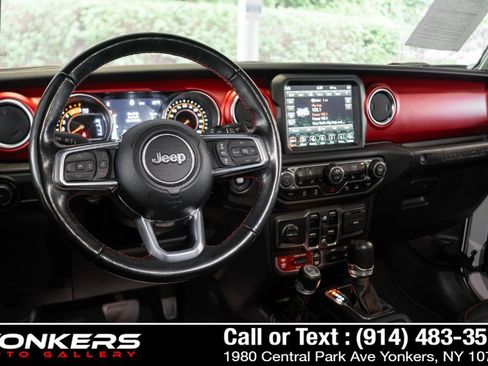 Used 2023 Jeep Wrangler Unlimited Rubicon w/ LED Lighting Group AWD/4WD image 44