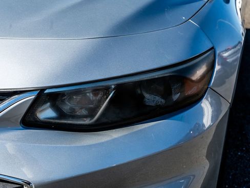 Used 2018 Chevrolet Malibu LT image 7