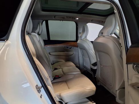 Used 2019 Volvo XC90 T6 Inscription w/ Advanced Package image 12