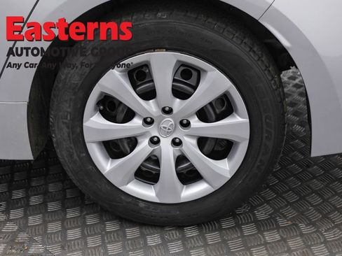 Used 2021 Toyota Corolla LE w/ Protection Package (TMS) image 32