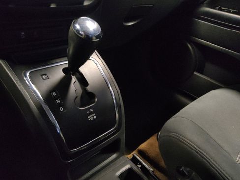Used 2015 Jeep Compass Sport FWD image 26