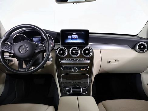 Used 2016 Mercedes-Benz C 300 4MATIC Sedan image 23